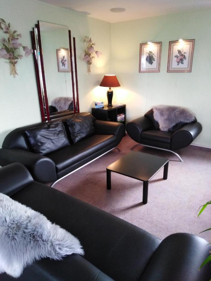 Landhaus Edelweiss Bed&Breakfast - Adults Only Neustadt am Rennsteig Bagian luar foto