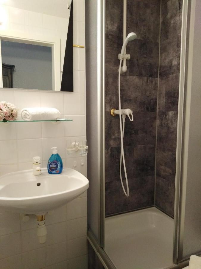 Landhaus Edelweiss Bed&Breakfast - Adults Only Neustadt am Rennsteig Bagian luar foto