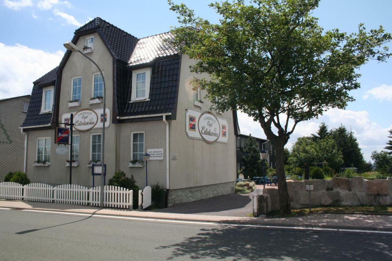 Landhaus Edelweiss Bed&Breakfast - Adults Only Neustadt am Rennsteig Bagian luar foto