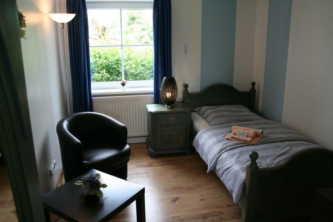 Landhaus Edelweiss Bed&Breakfast - Adults Only Neustadt am Rennsteig Bagian luar foto