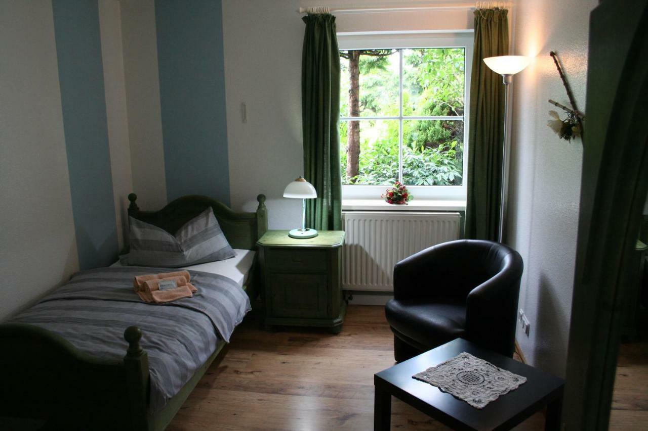 Landhaus Edelweiss Bed&Breakfast - Adults Only Neustadt am Rennsteig Bagian luar foto
